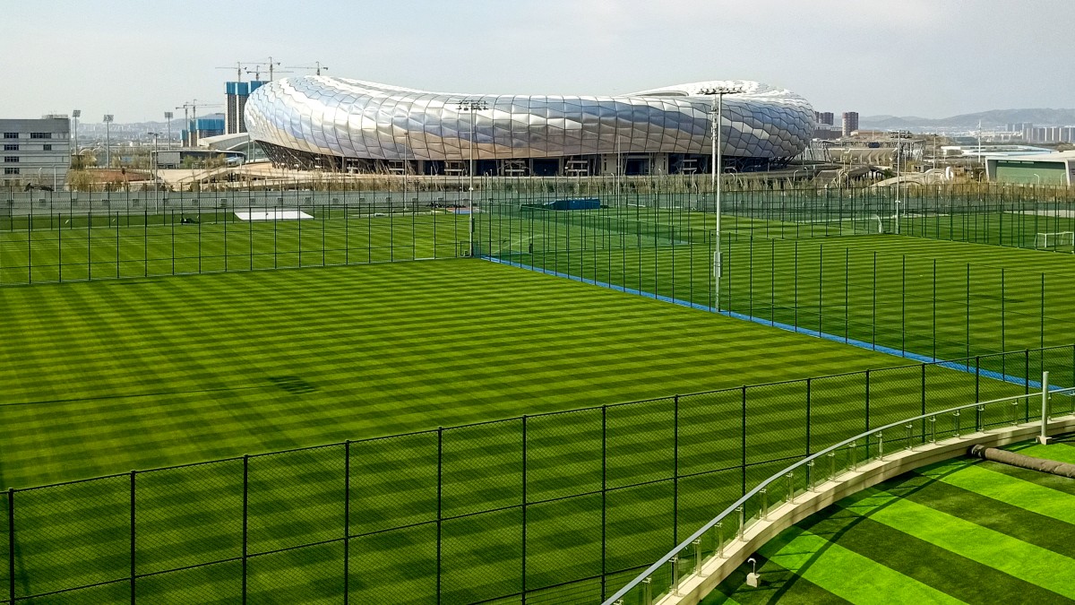 Uphos (UHS) Sports Fencing: Full Coverage for Court Needs in Campuses, Communities and Professional Venues