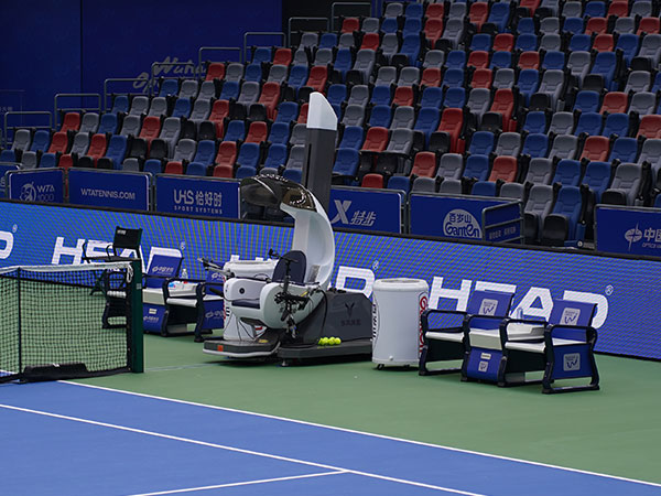 UHS-2023  Electric Adjustable Umpire Chair