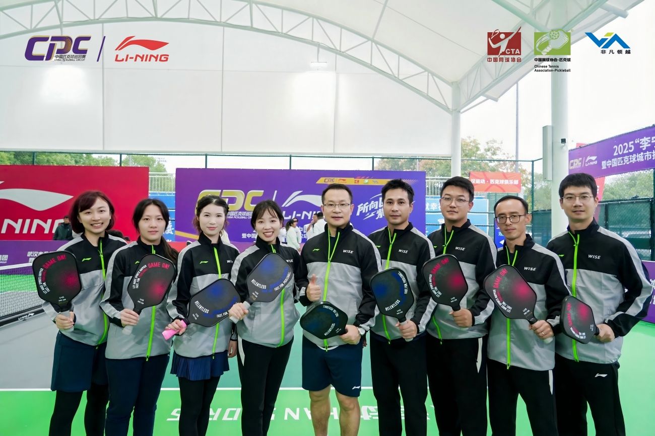 Intro Guide: Pickleball Paddle Buying Tips & Recommendations