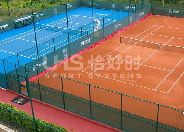 Tips for Selecting the Best Fencing for Sports Courts