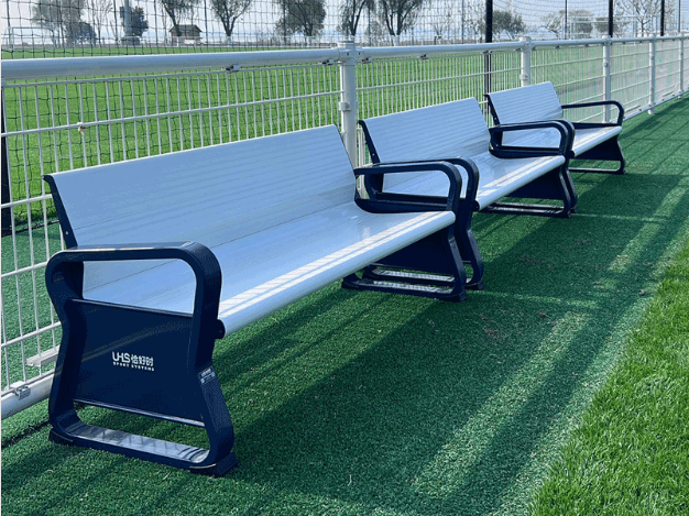 tennis court bench