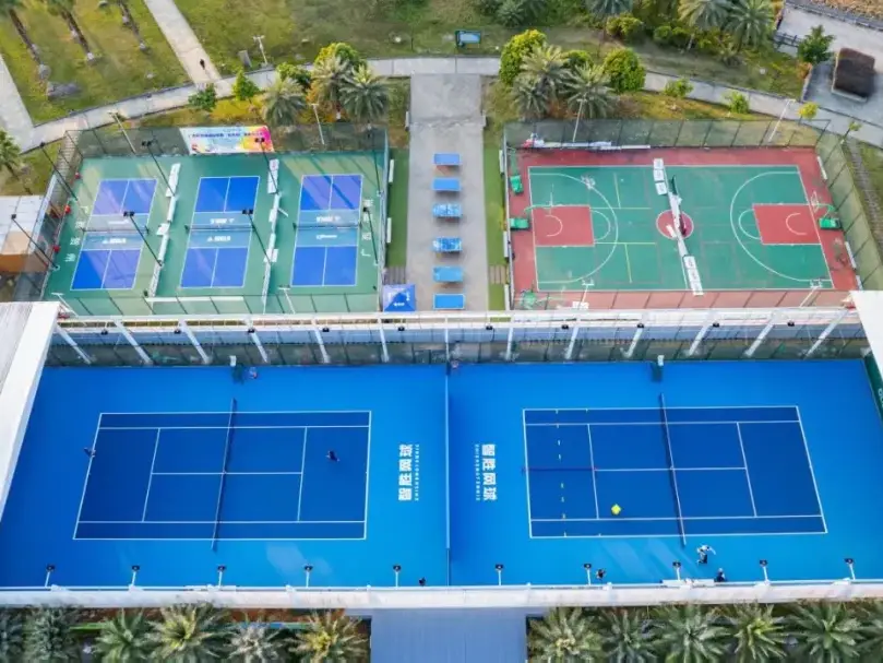 Hezhou Zhisheng Tennis Club